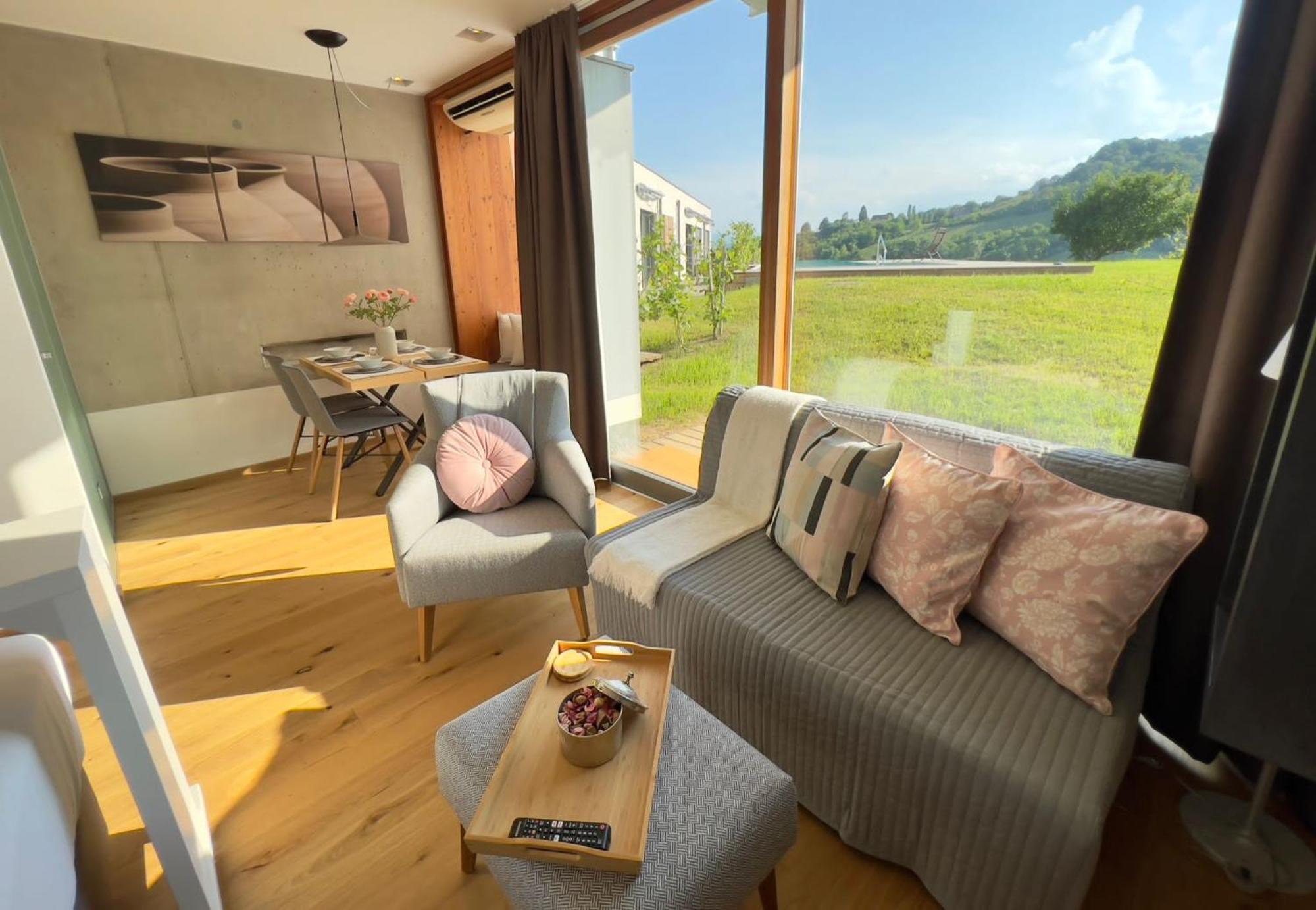 Hideaway An Der Weinstrasse - Pool & Sauna - Apartments Anderlage سبفيلد المظهر الخارجي الصورة