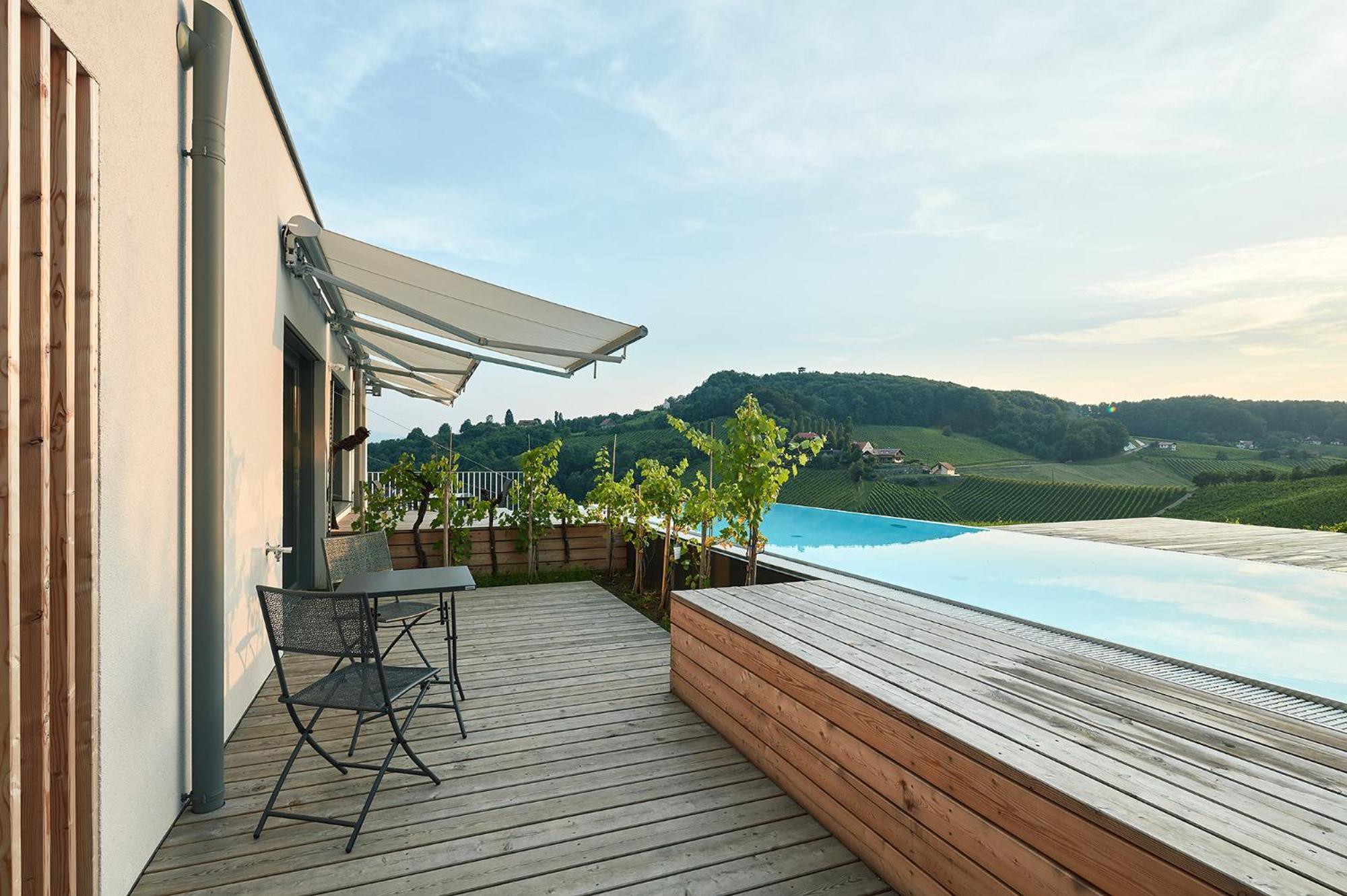 Hideaway An Der Weinstrasse - Pool & Sauna - Apartments Anderlage سبفيلد المظهر الخارجي الصورة