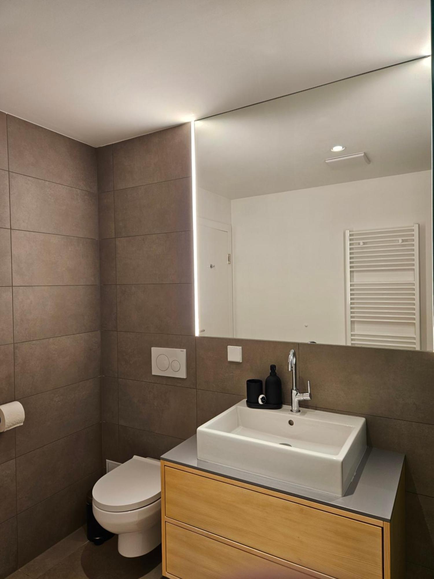 Hideaway An Der Weinstrasse - Pool & Sauna - Apartments Anderlage سبفيلد الغرفة الصورة